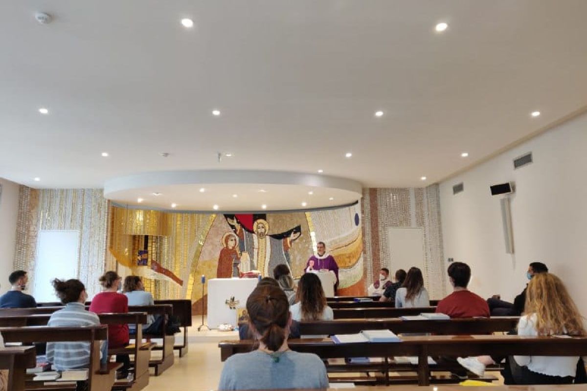Esercizi spirituali “Giovani portatori di un dono”